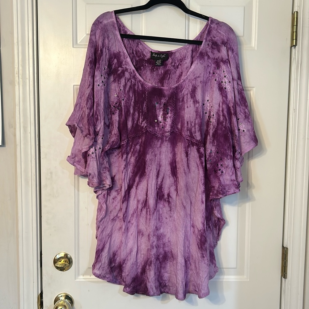 NWT boutique tie dye purple top, OSFM
